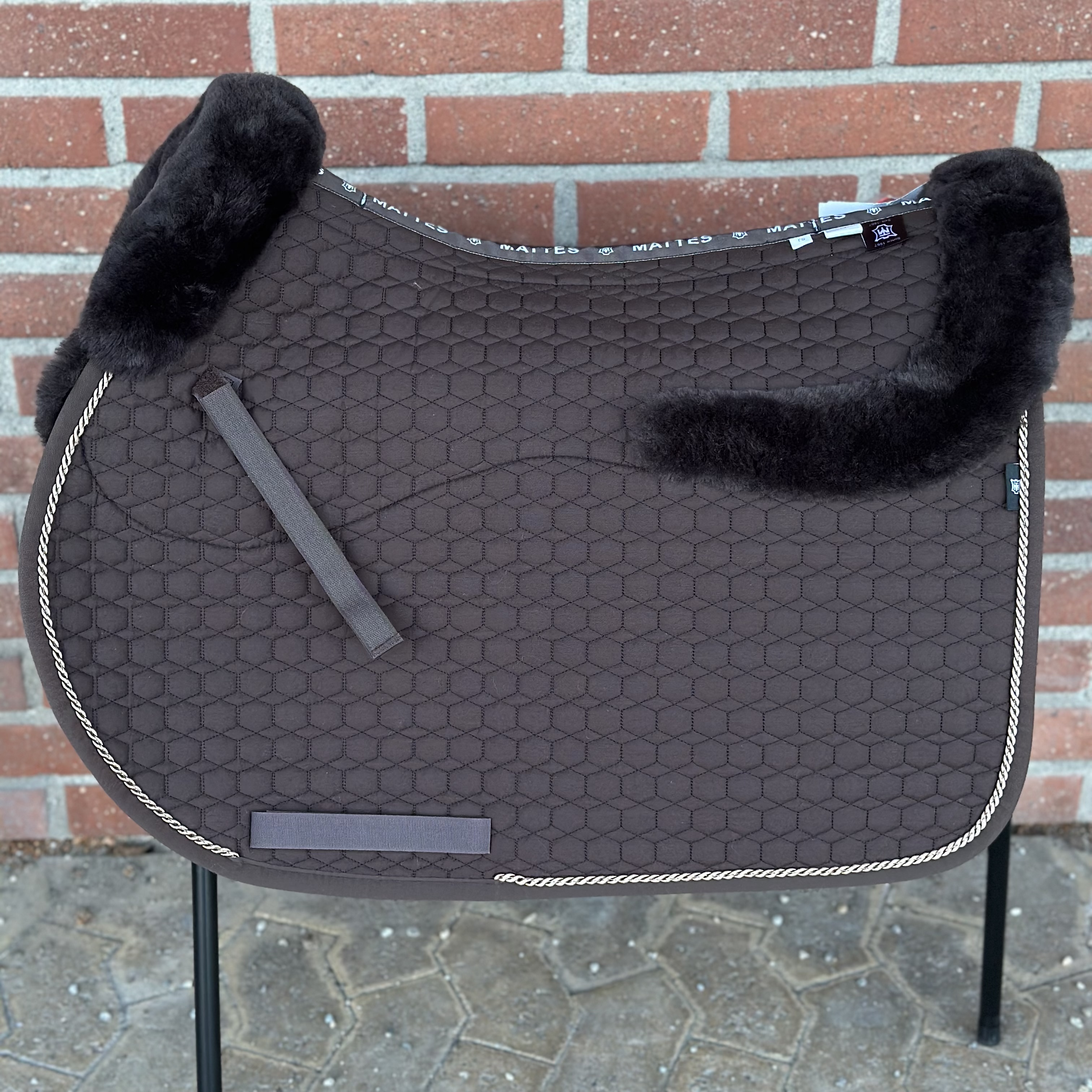 Mattes fårskinnsschabrak 1 fläta