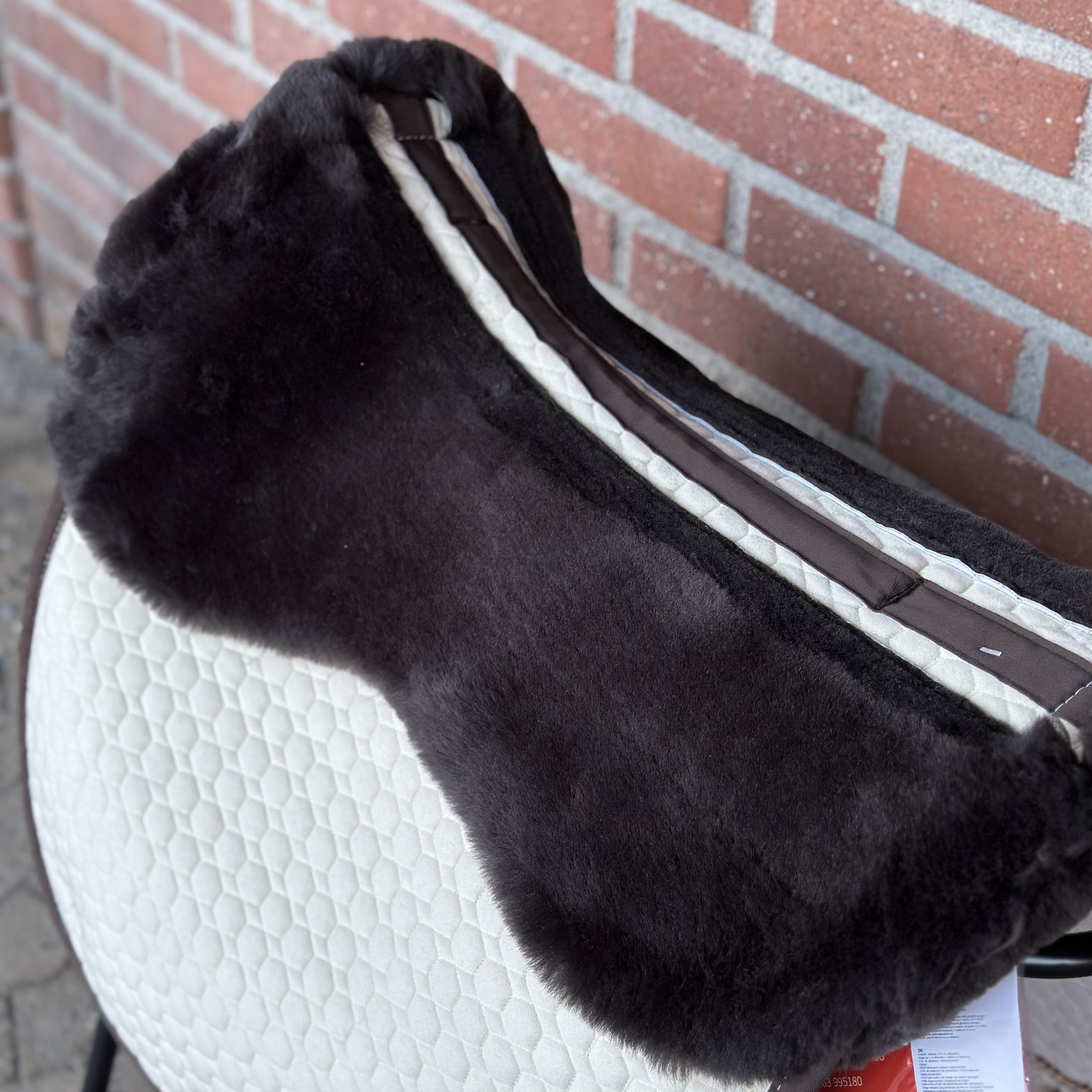 Mattes fårskinnsschabrak 2 flätor + kantband - 5