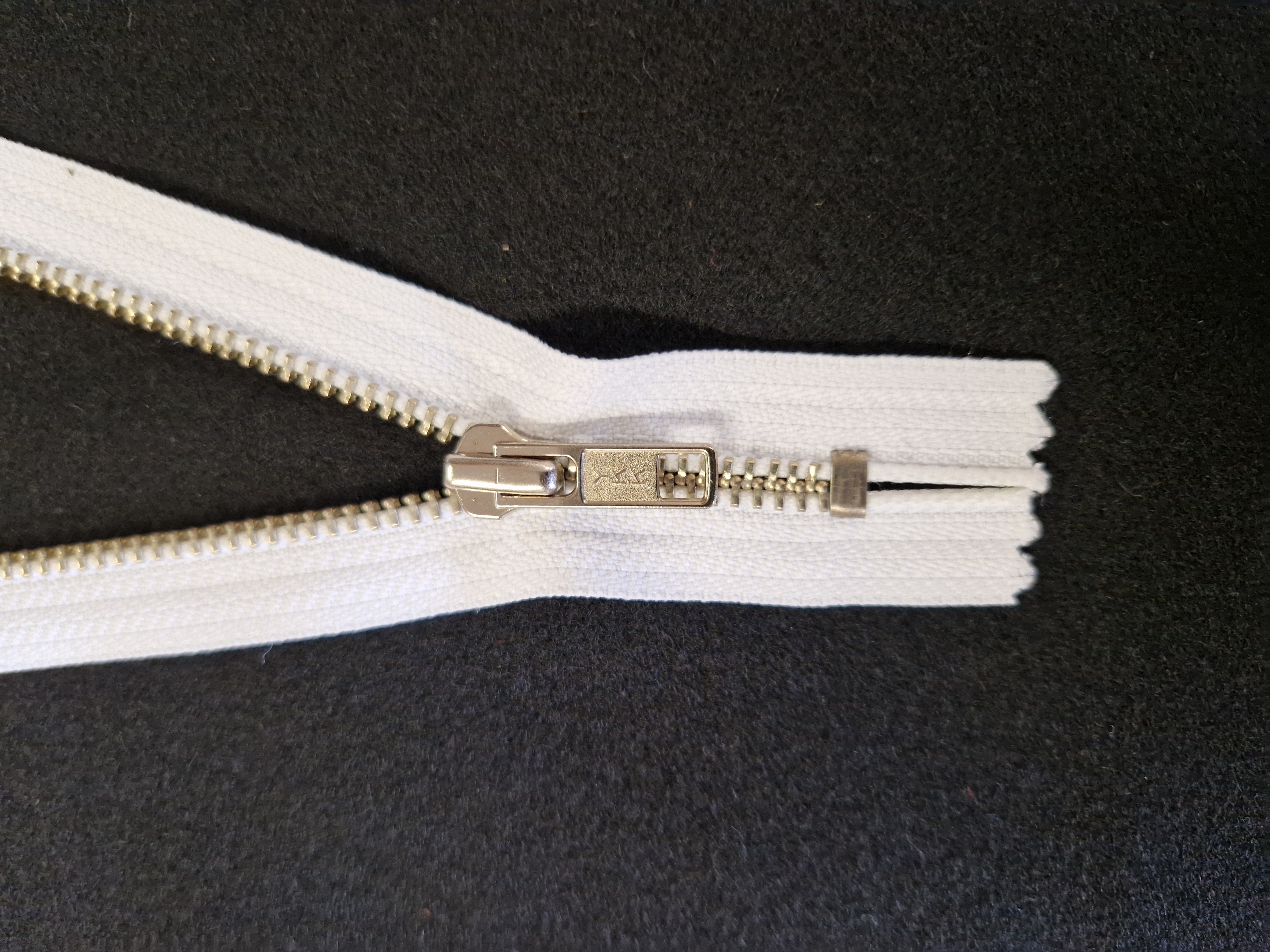 Blixtlås NC-56 15cm fg Vit