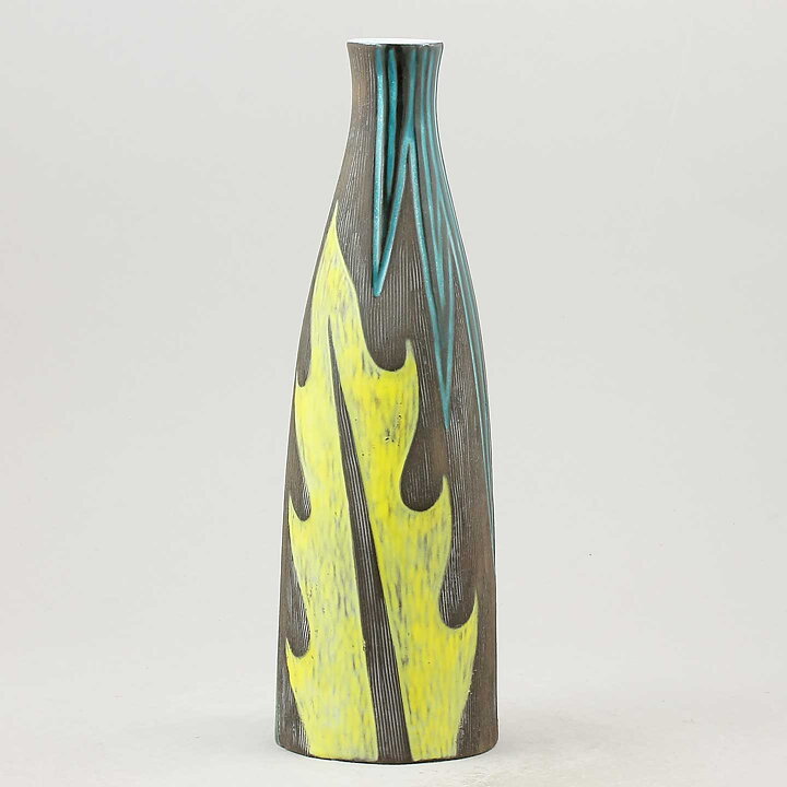 Mari Simmulson (Agave 1960) Brown Vase with Leaf Decor 23 cm 