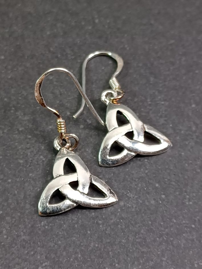 Keltisk Triquetra Örhängen 