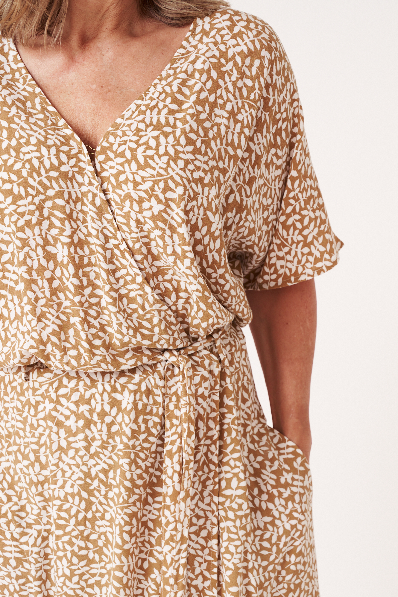 Kristin dress  turmeric - 5