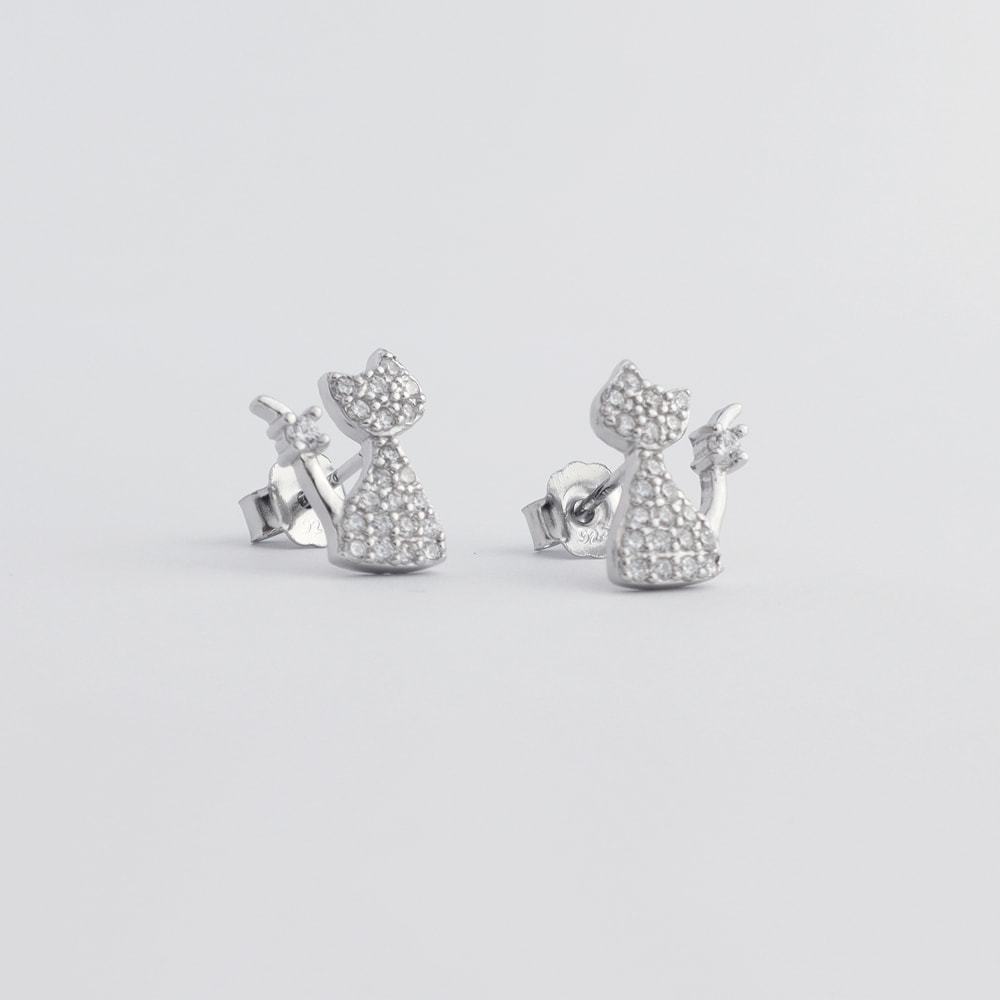 Silver örhängen med katt motiv och kristaller nickelfritt 925 sterling allergivänligt silver