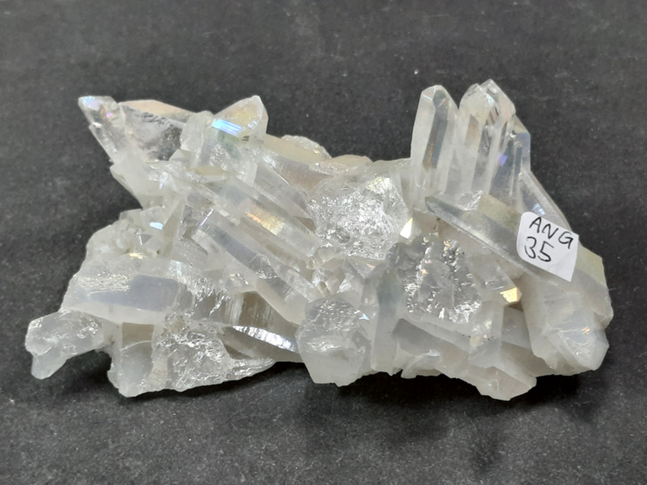Angel aura kvarts kluster - AA+ kvalitet