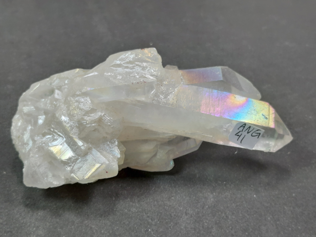Angel aura kvarts kluster - AA+ kvalitet