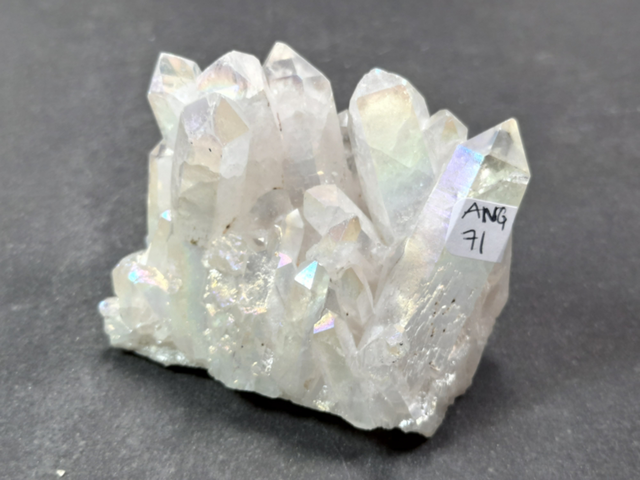 Angel aura kvarts kluster - AA+ kvalitet