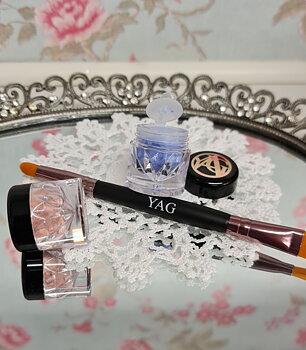 Eyeshadow Pink love  loose diamond - YAG Sweden