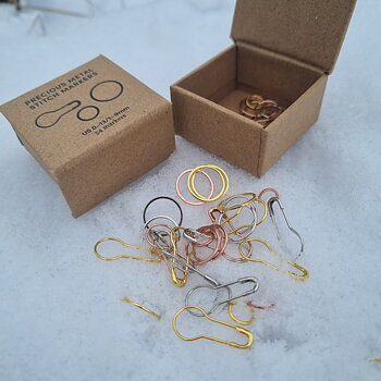 Precious metal stitch markers