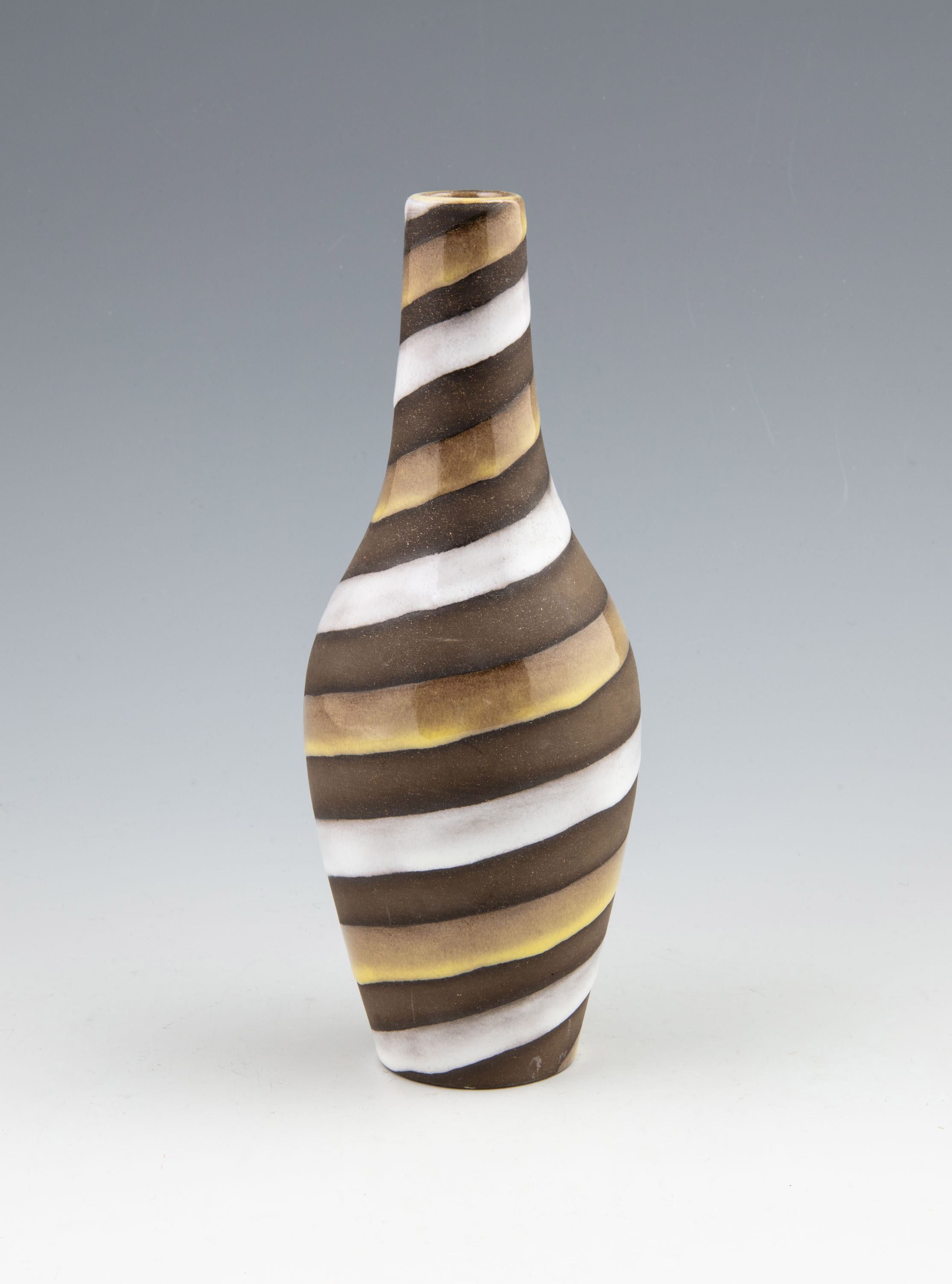 Spiral - Vase No. 2048 - 2