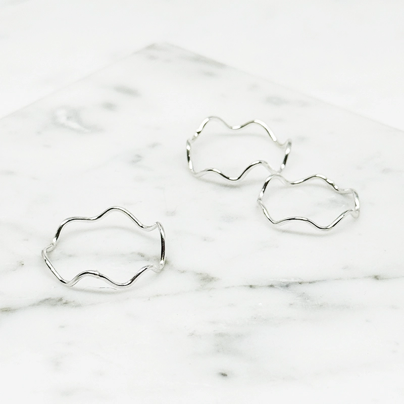 Silver ring WAVE 