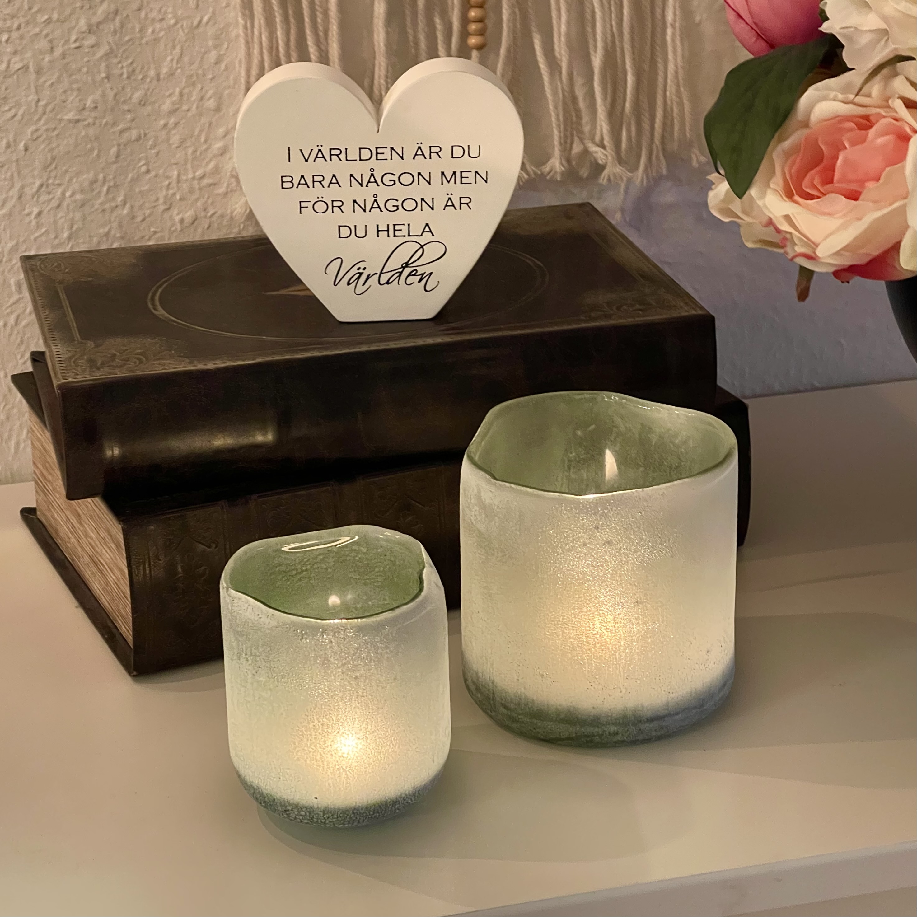 Stående hjärta, "I Världen är du bara någon" - 2