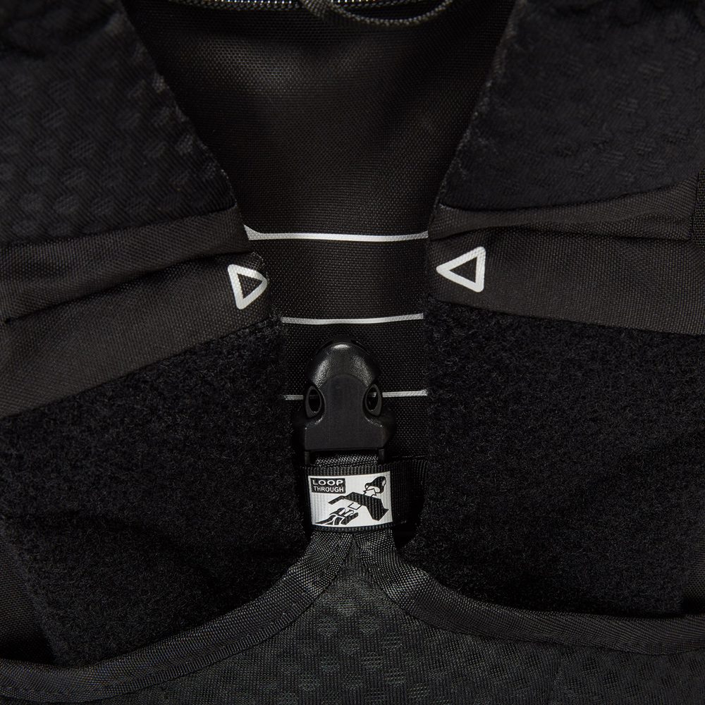 Säker reseryggsäck - PACSAFE Venturesafe EXP55 Black - 7