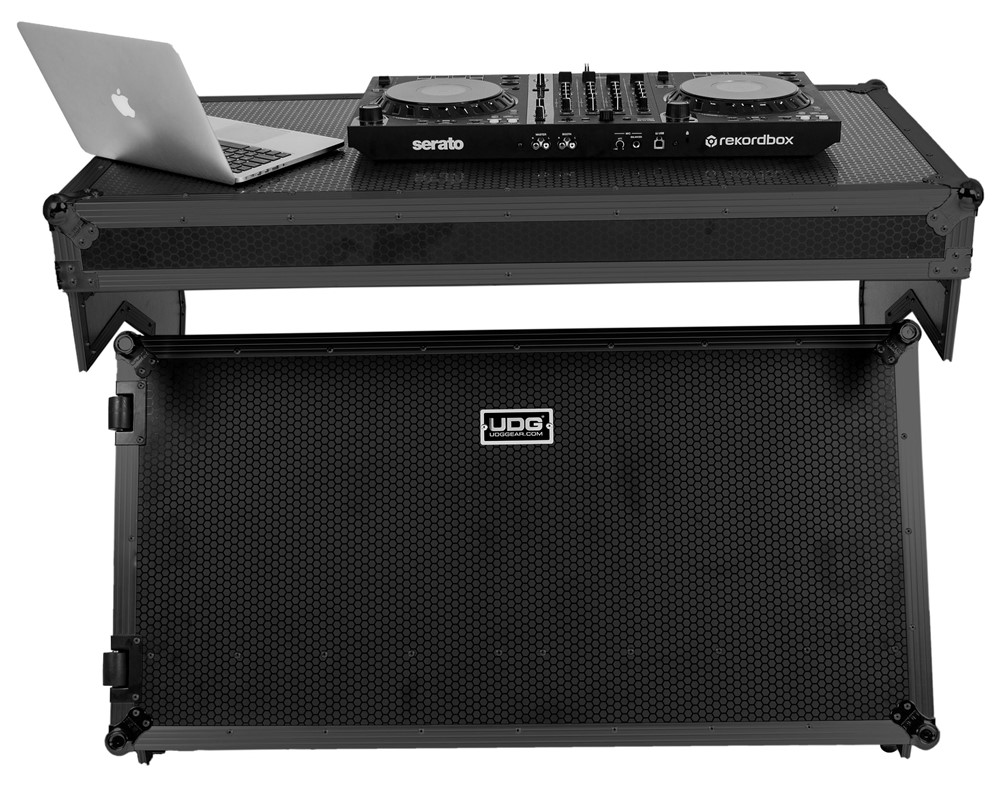 UDG Ultimate Flight Case Portable Z-Style DJ - 2