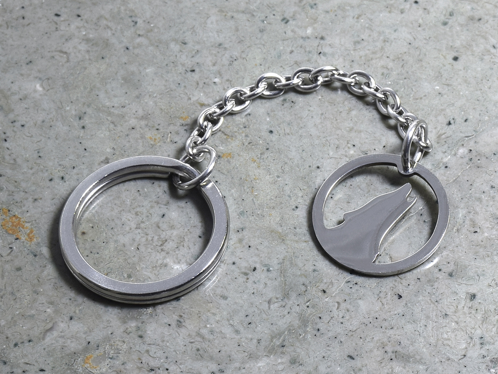 Ylande Varg Nyckelring i Rostfritt Stål, Vargansikte Accessoar, Varghuvud Nyckelhållare - 2