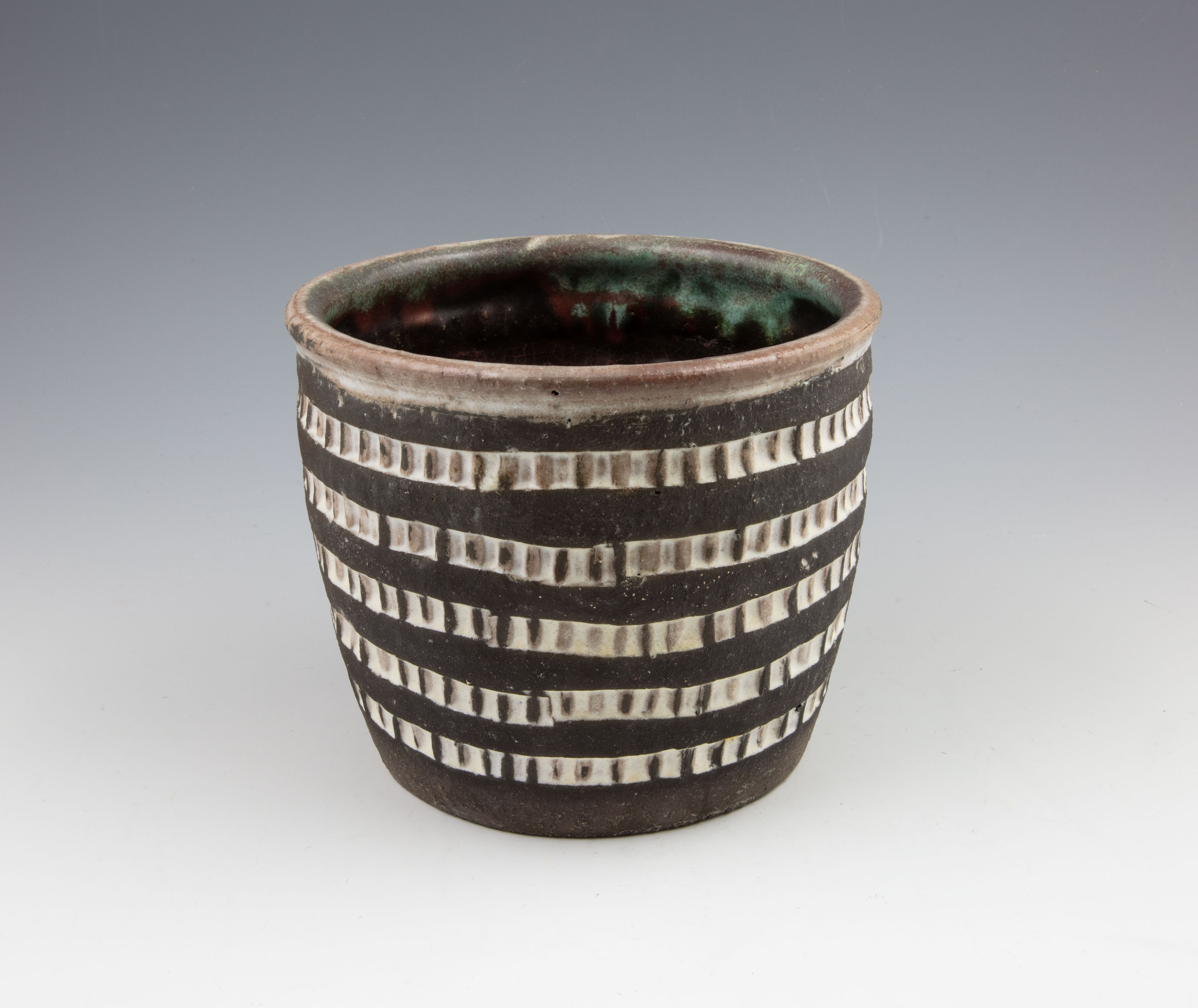 Flower pot