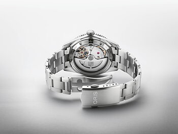 01 400 7772 4054-07 8 20 18 Oris Divers Sixty-Five 120H Calibre 400 40 svart