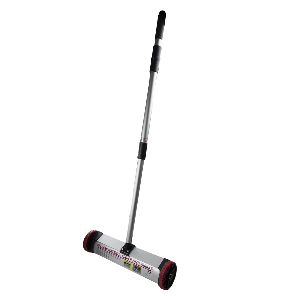MAGNETIC BROOM