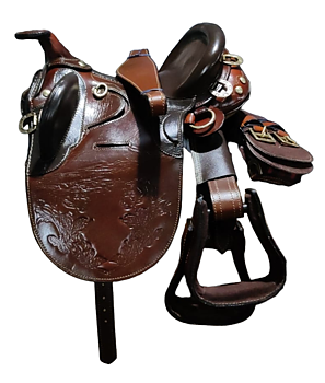 Stocksadel i läder med horn, inkl. tillbehör. 12". Brun
