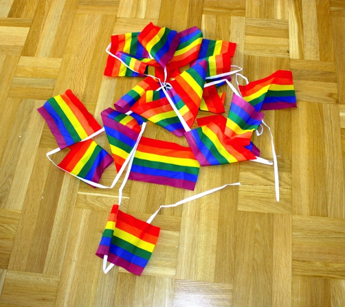 Flaggspel - 20st Pride flaggor i tyg  - 2