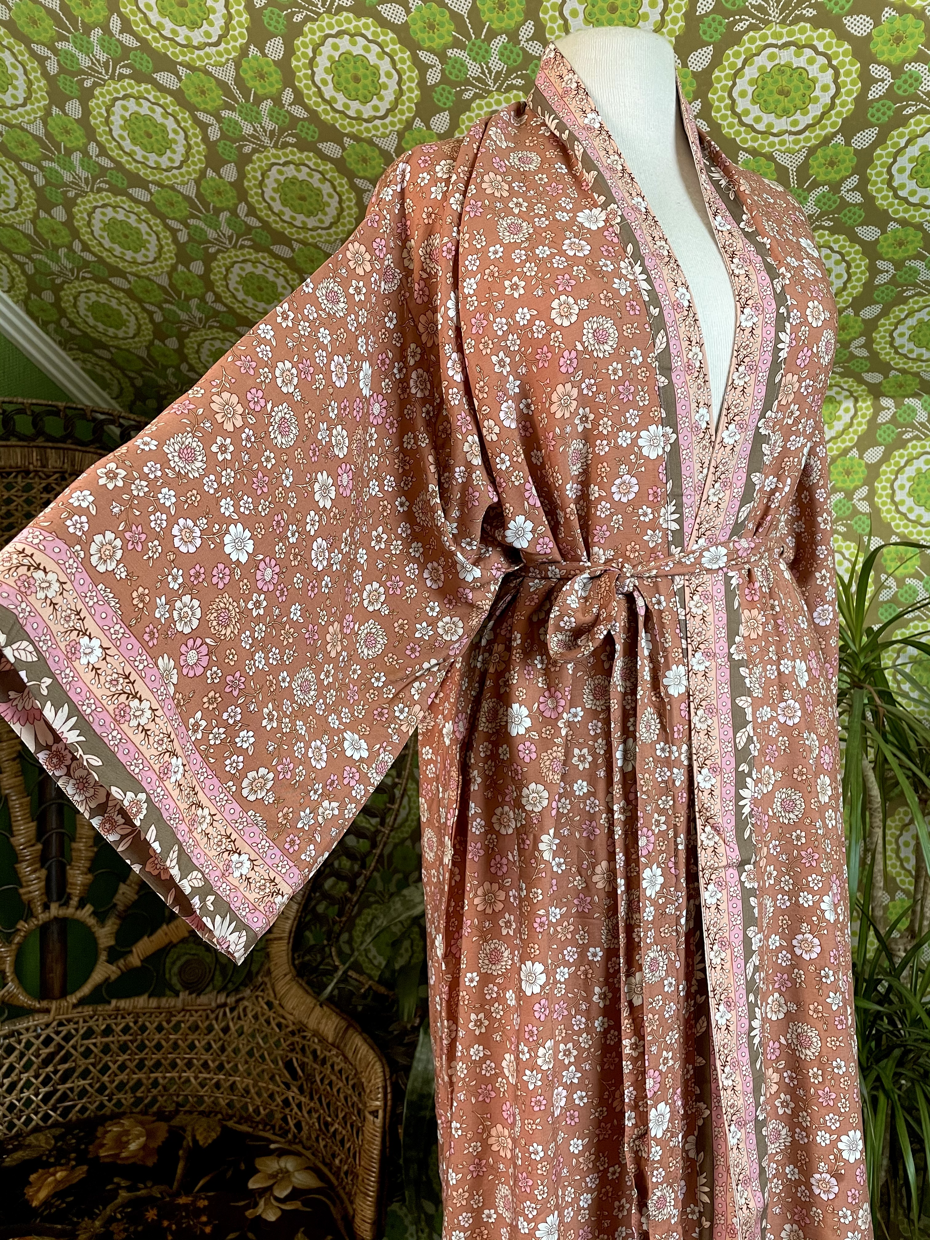 kimono  Peach floral 