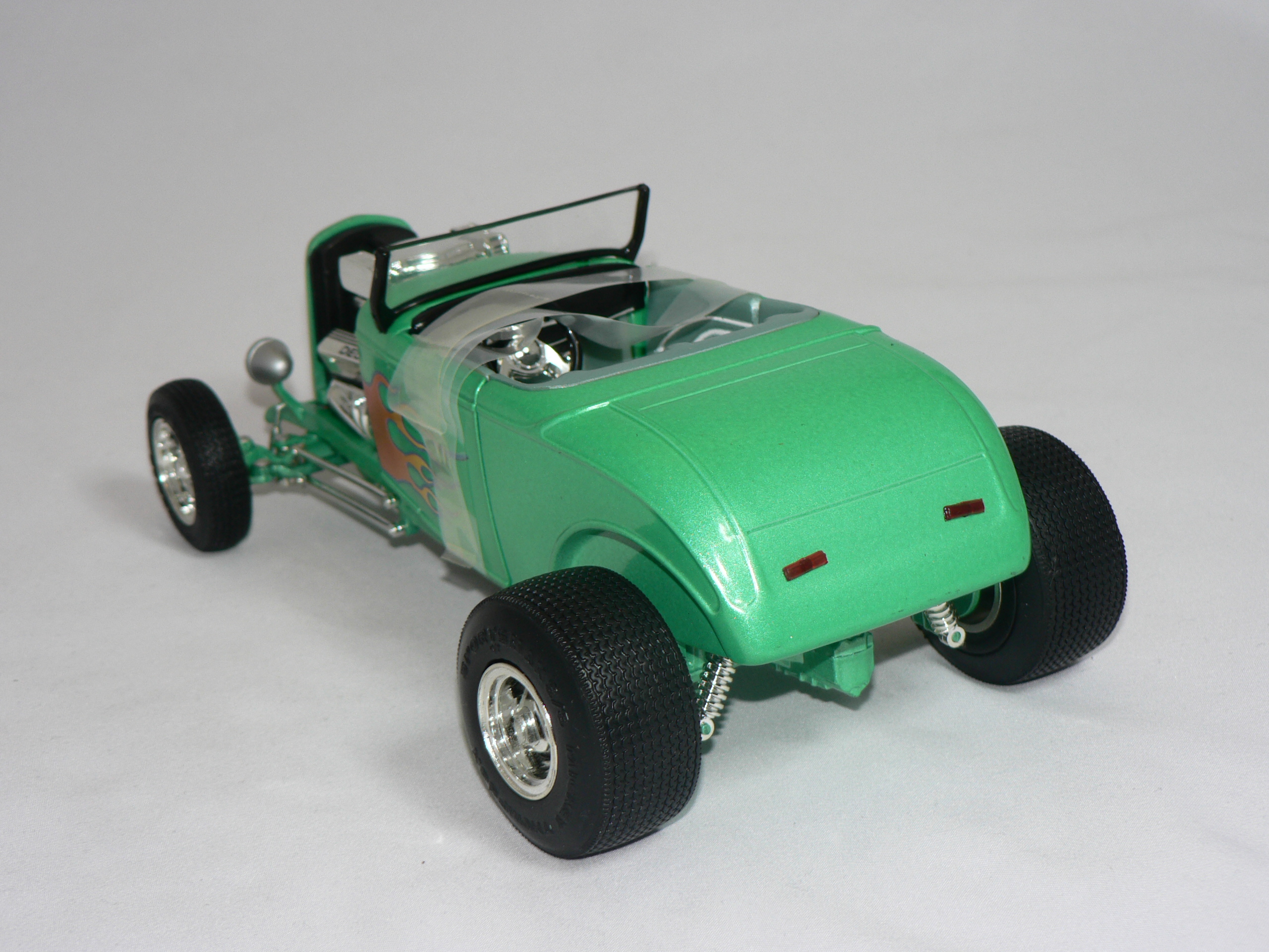 Ford Hot Rod  1932  1:18  Ertl   - 2