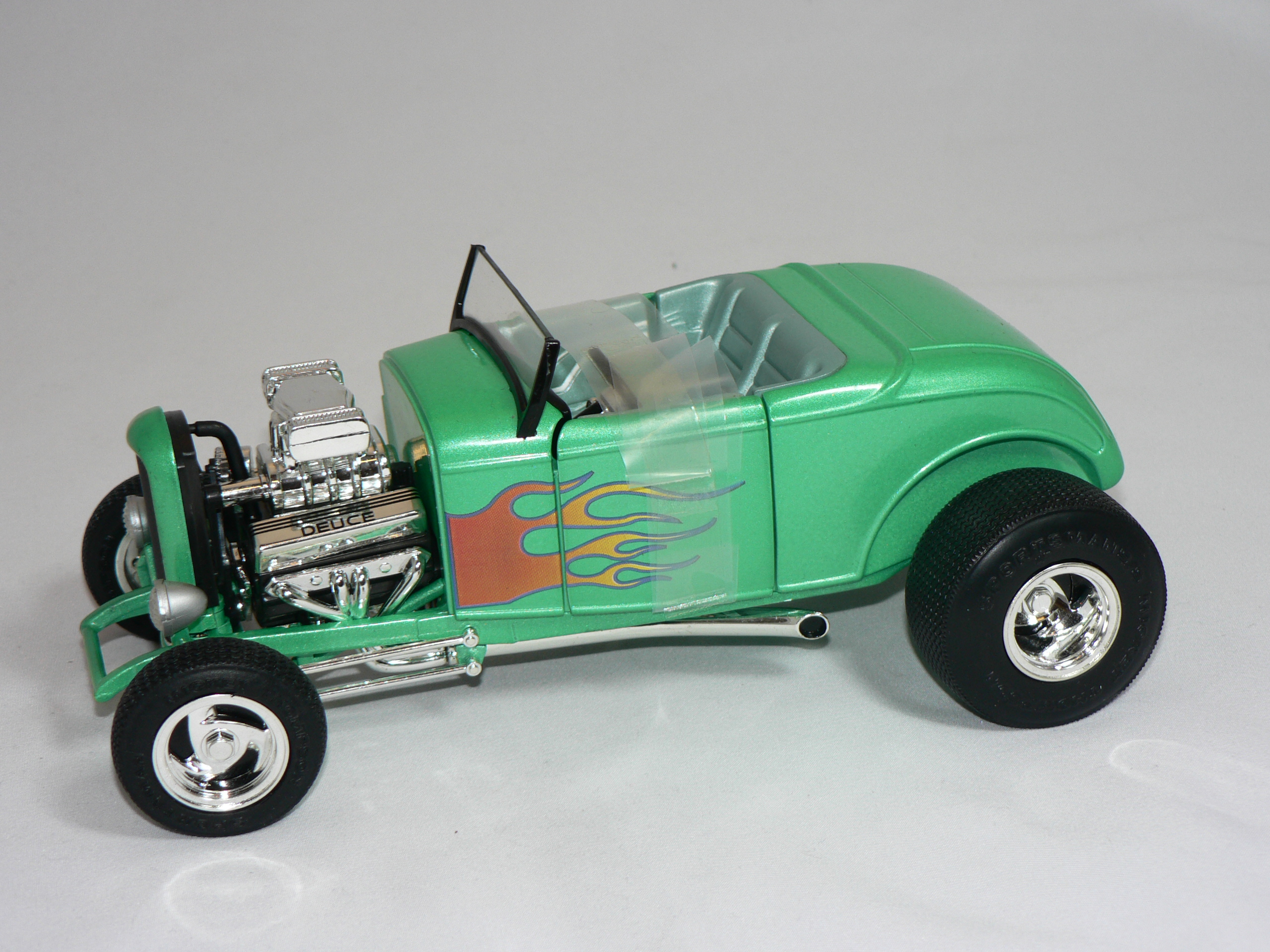 Ford Hot Rod  1932  1:18  Ertl   - 3