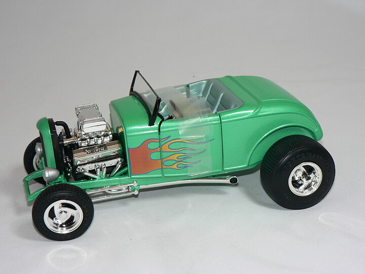 Ford Hot Rod  1932  1:18  Ertl  