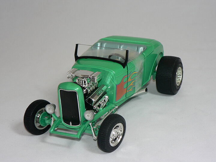 Ford Hot Rod  1932  1:18  Ertl  