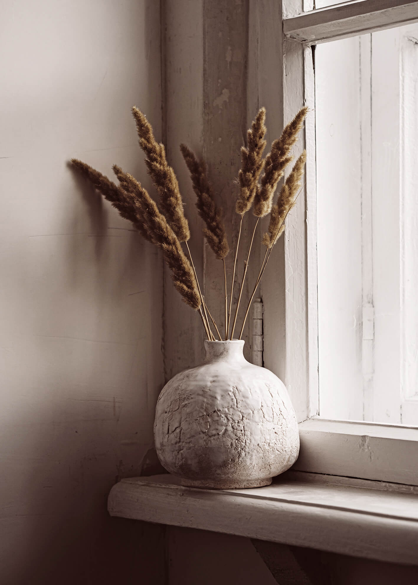 Canvastavla med pampasgräs i rustik vas Vase with Pampas Canvasbutik.se