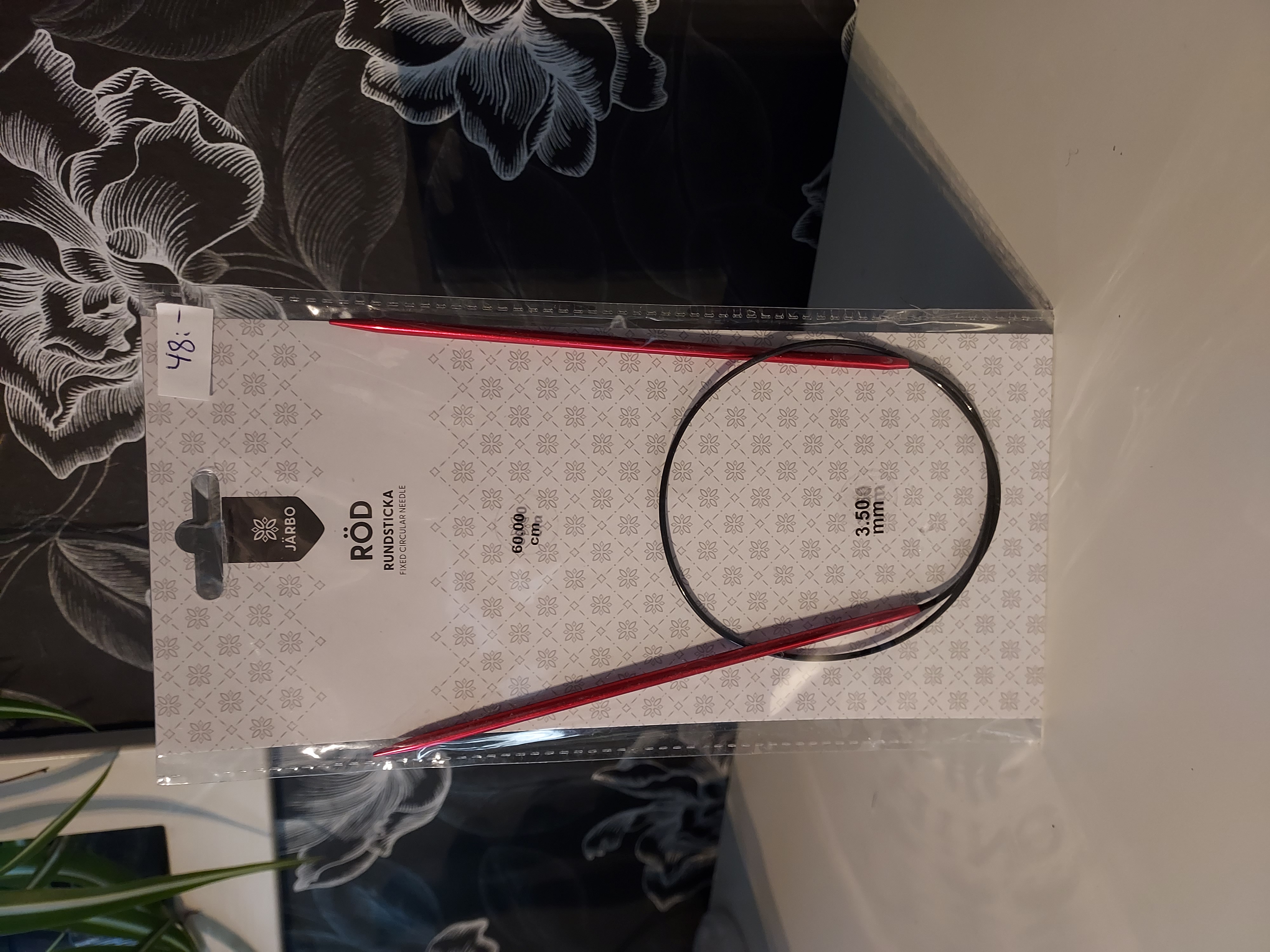 Rundsticka röd I metall 60cm 3.5mm