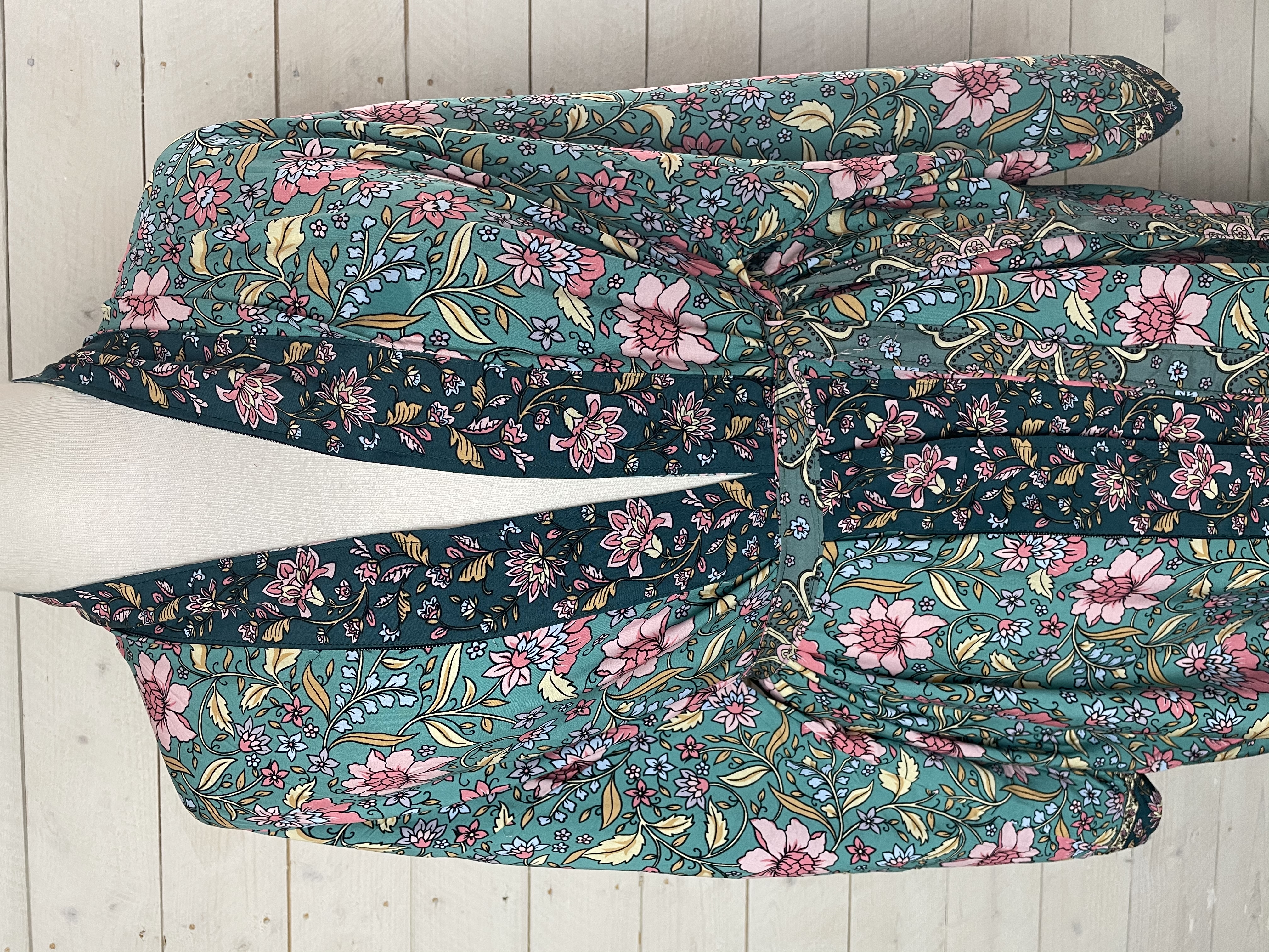 kimono  green floral  - 4