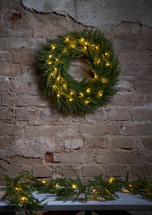 Krans med belysning - Thuja - 45x45 cm