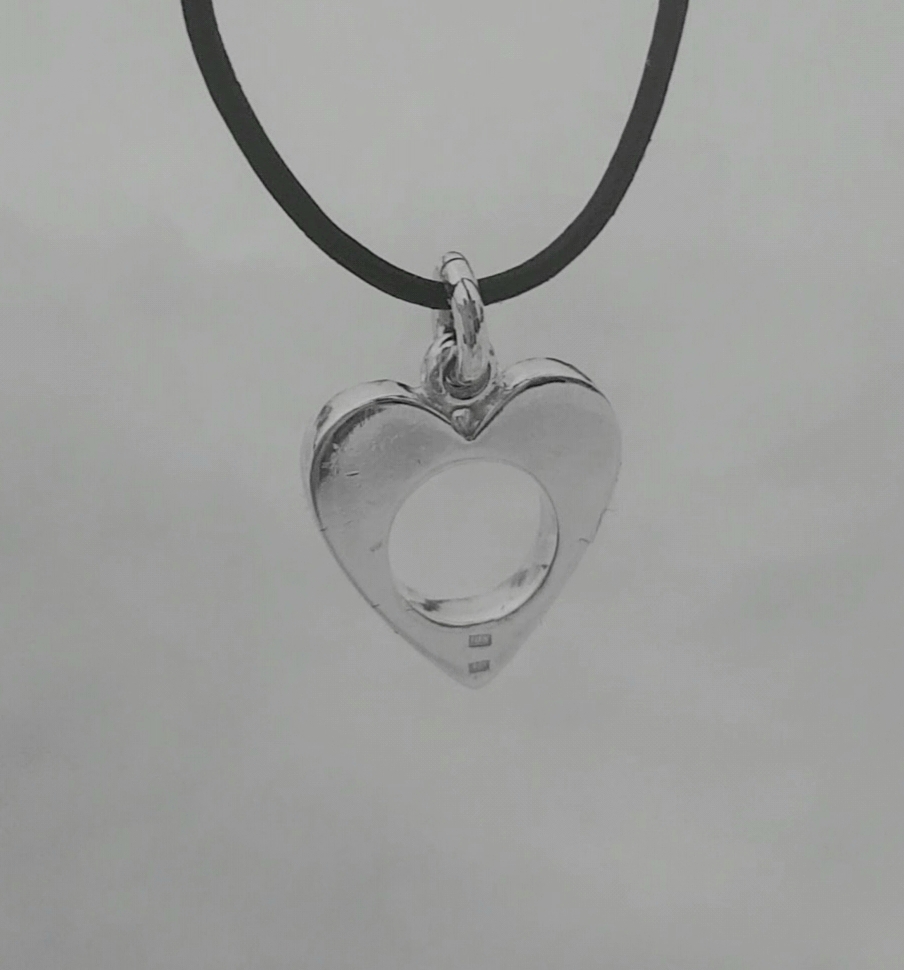 There is a hole in my heart - 4
