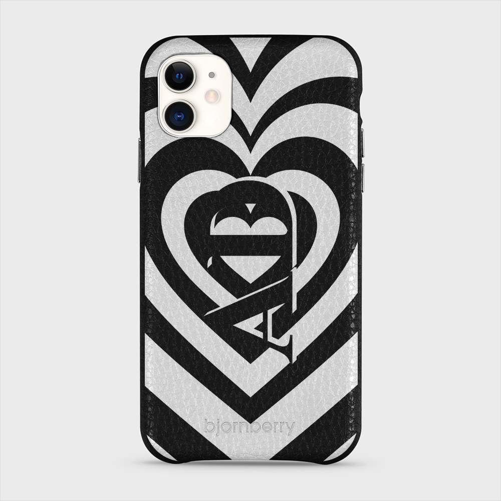 iPhone 11 Personalised Leather Case - Hypnotic Heart - 10