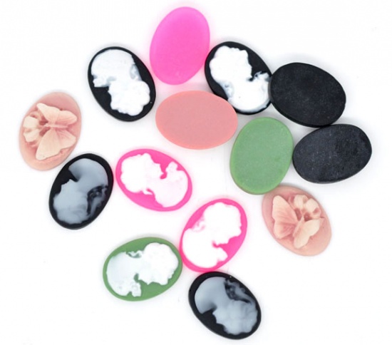 Cabochon in resin, LAdy 18mm - 2