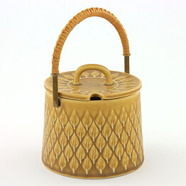 Jens Quistgaard (Relief 1959) Beige Jar with Leaf Pattern 14 cm