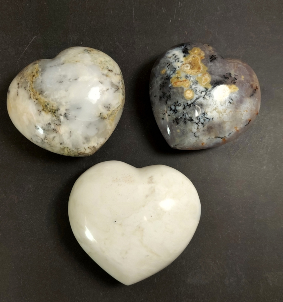 Dendritisk Opal Hjärtan