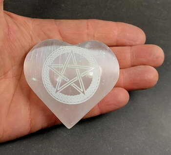 Selenit Hjärta med Pentagram