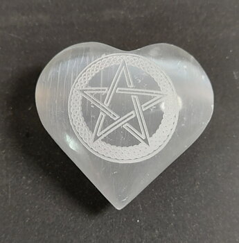 Selenit Hjärta med Pentagram