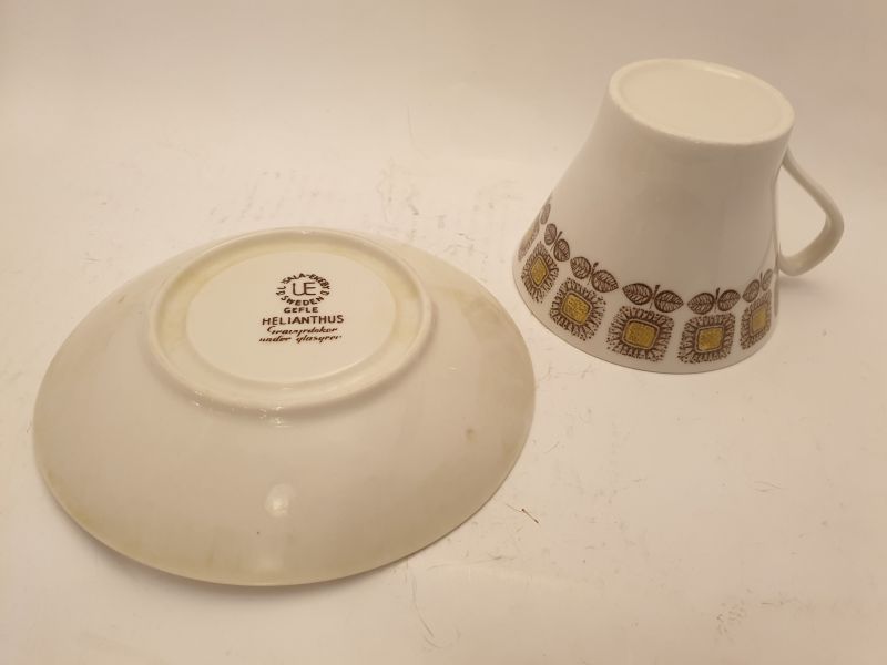 Helianthus teacup with saucer - 3