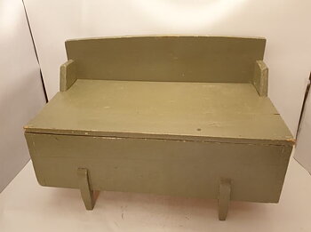 Doll's couch carved 1920s