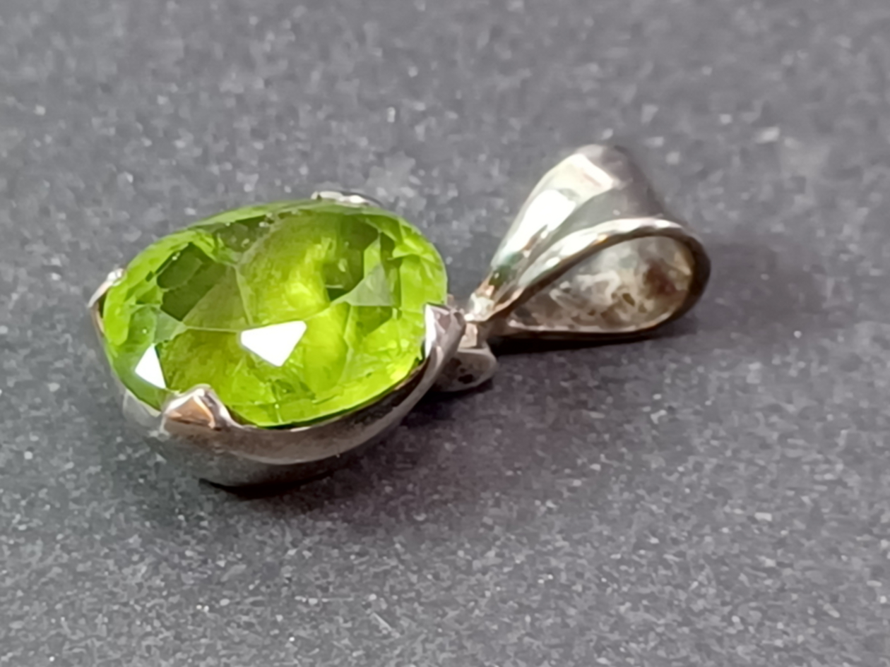 Silver hänge  med fasetterade Peridot i  Äkta Silver - 5