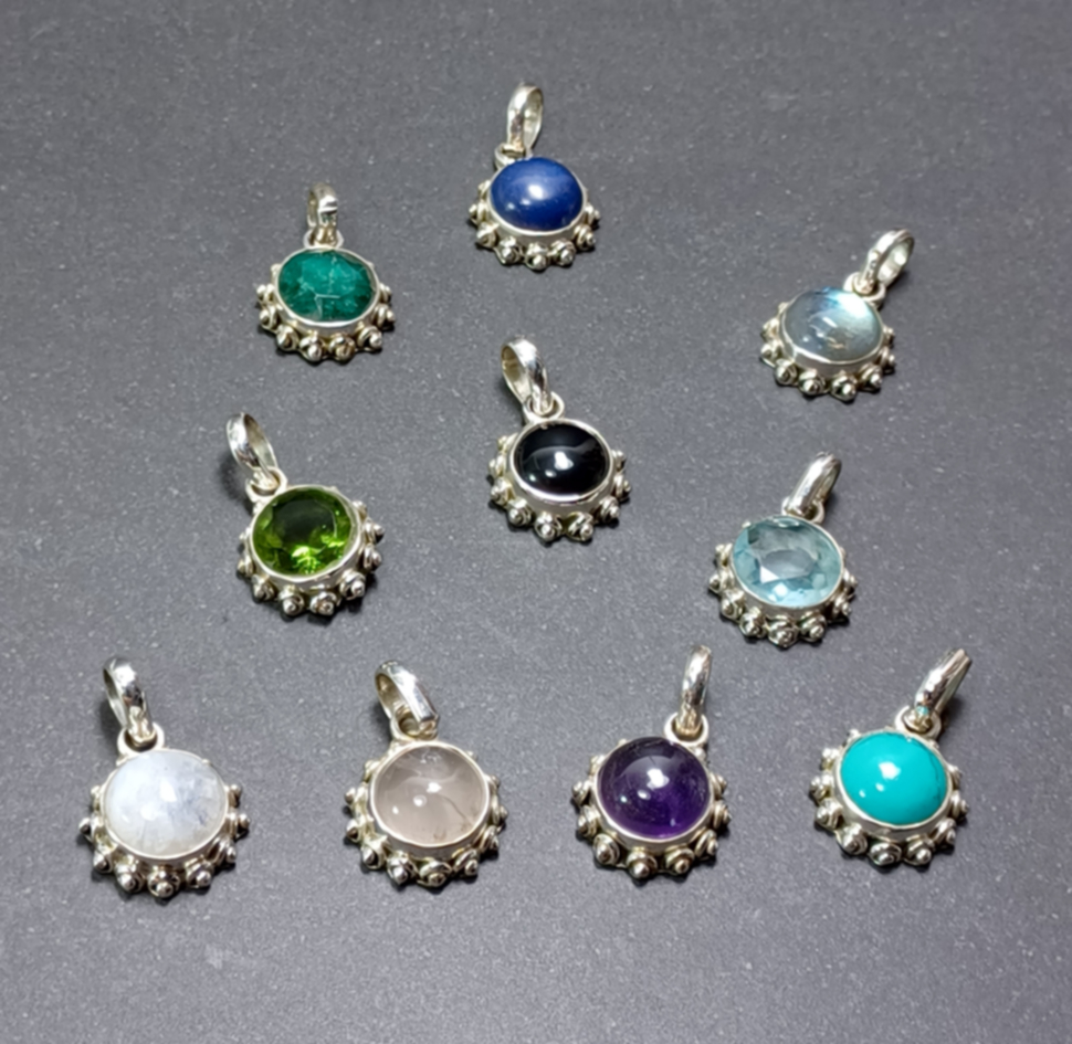 Cabochon Hänge i Äkta Silver