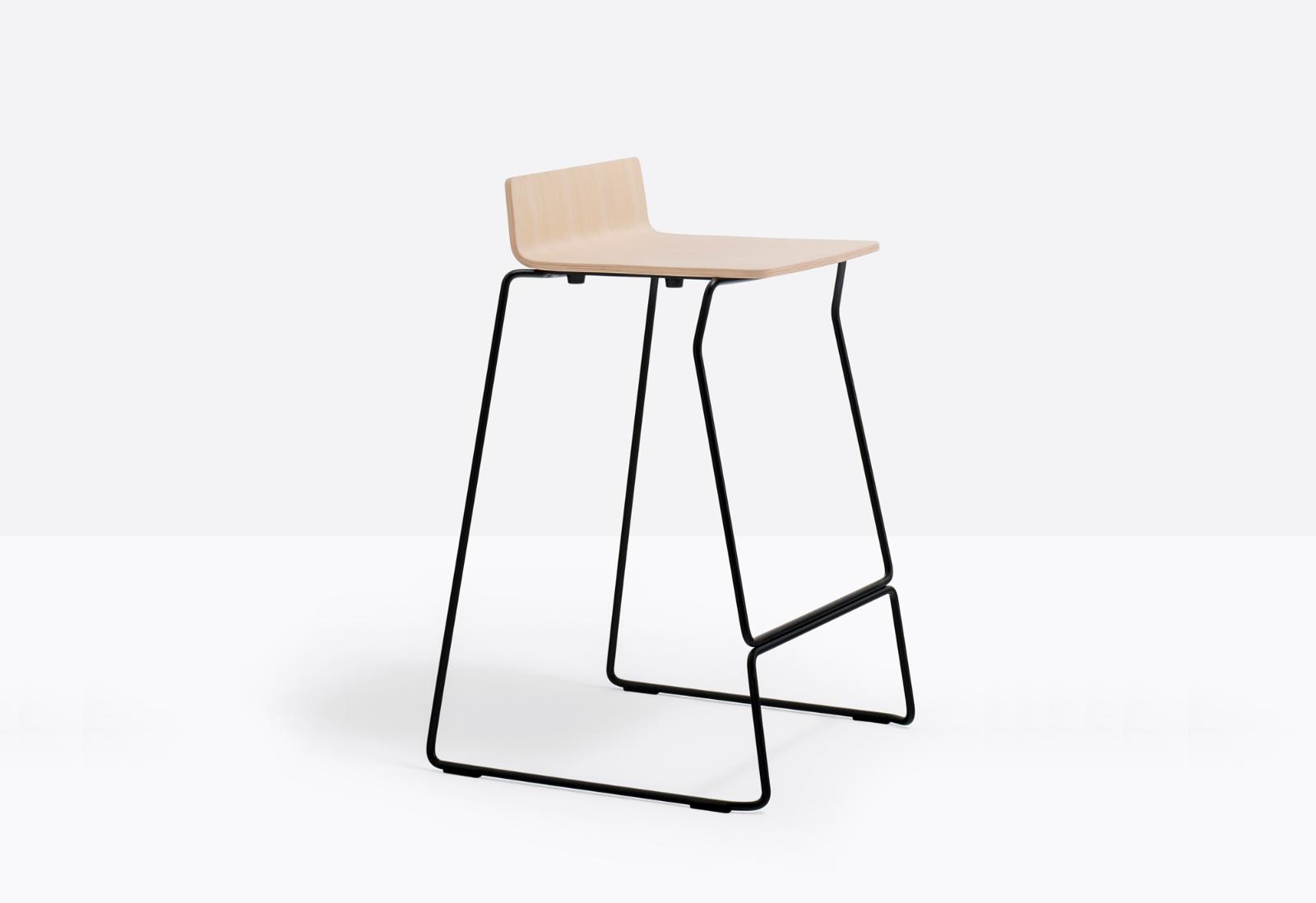 Barstool, OSAKA 5716