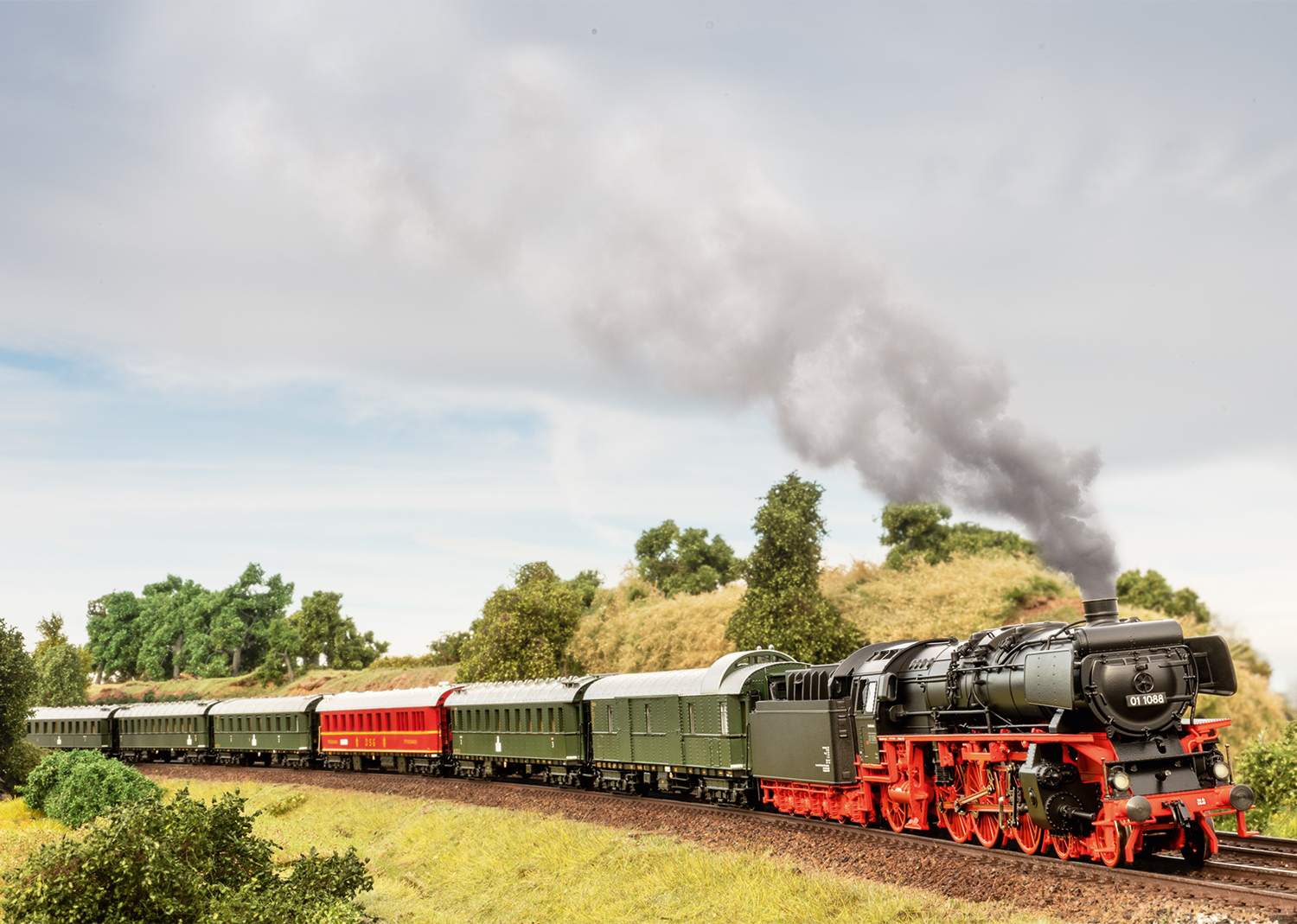 Class 01.10 Older Design Steam Locomotive - 10