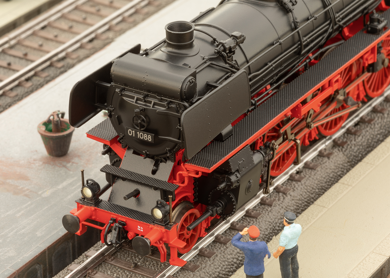 Class 01.10 Older Design Steam Locomotive - 3