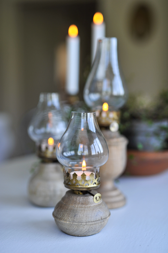 Lamp/Lantern Tealight - Wood - Antique Brass - Ø9.5x21 cm