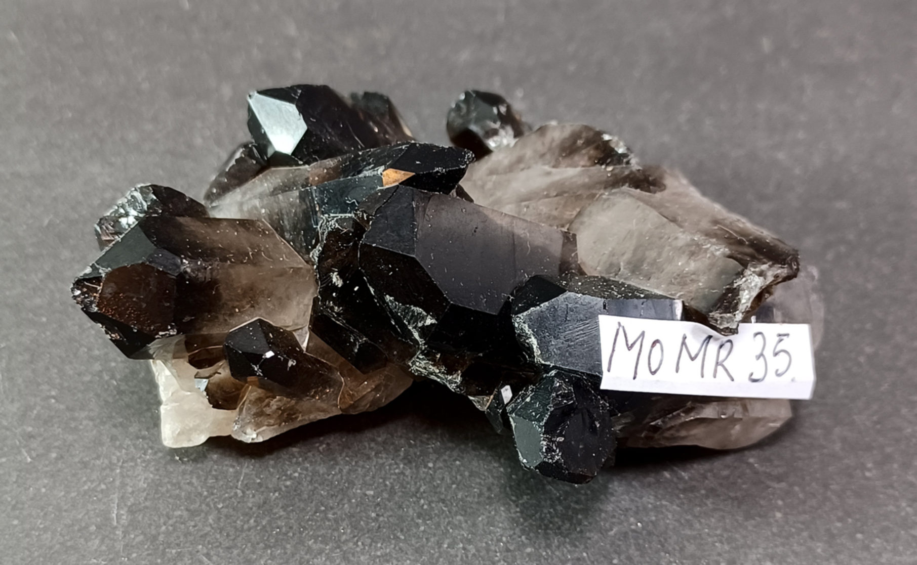 Rökkvarts kluster / Morion Kluster - AAA kvalitet - Mörk