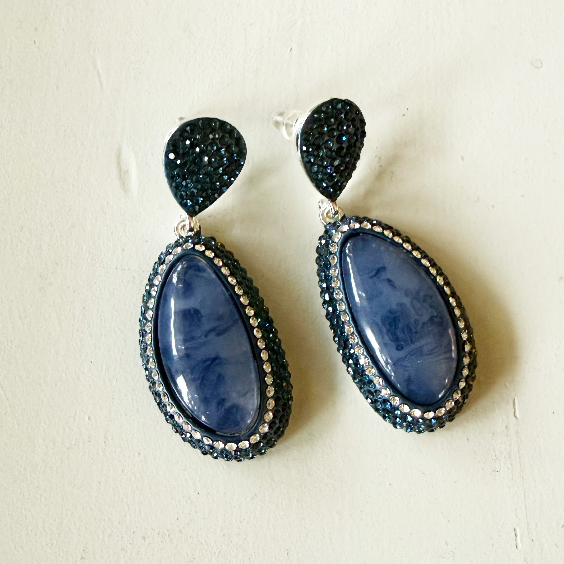 Ioaku -  Goldmine Sparkle Earrings Silver / Blue Iris