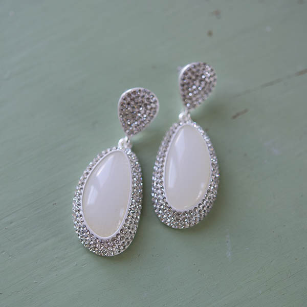 Ioaku -  Goldmine Sparkle Earring Silver / White Jasmine